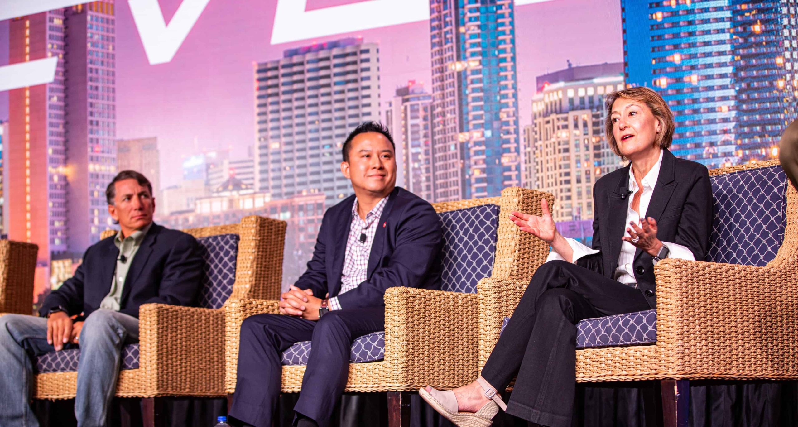 Leveraging Data in a Digital Transformation: Lessons from JAGGAER’s Fireside Chat Leveraging Data in a Digital Transformation: Lessons from JAGGAER’s Fireside Chat